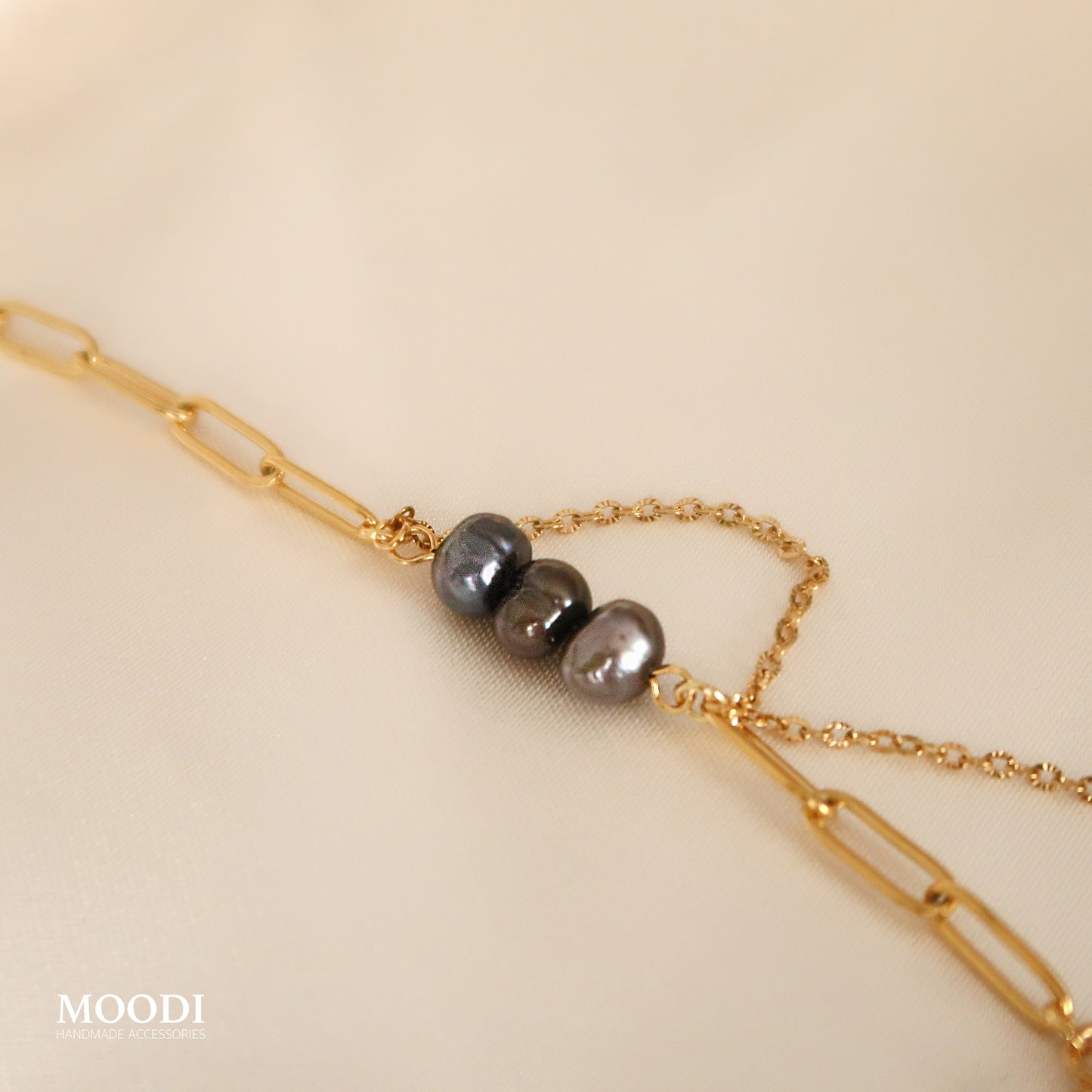 Evelyn Necklace