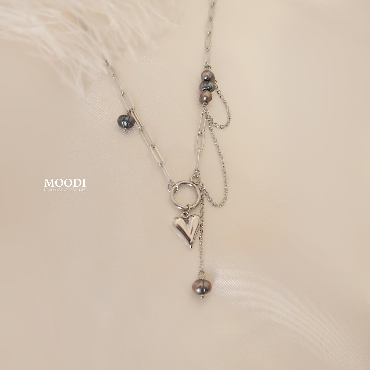 Evelyn Necklace