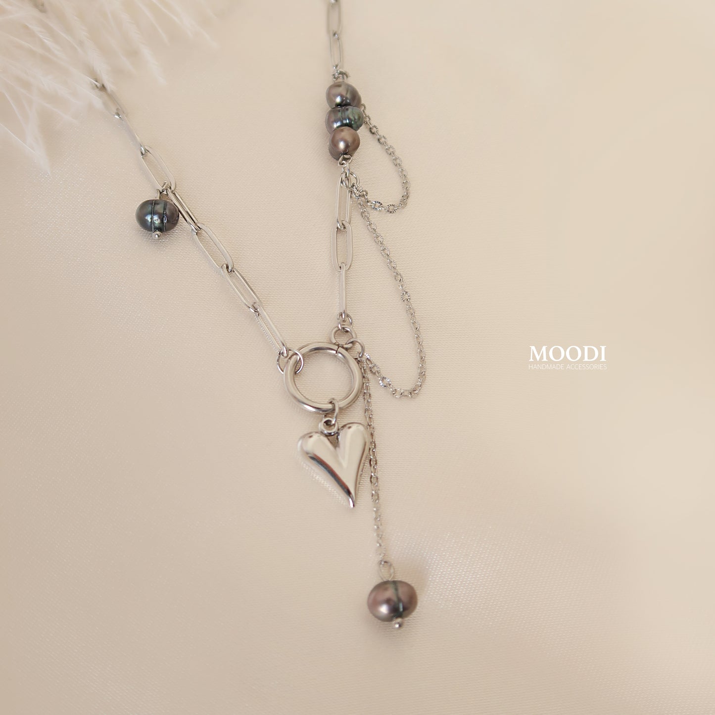 Evelyn Necklace