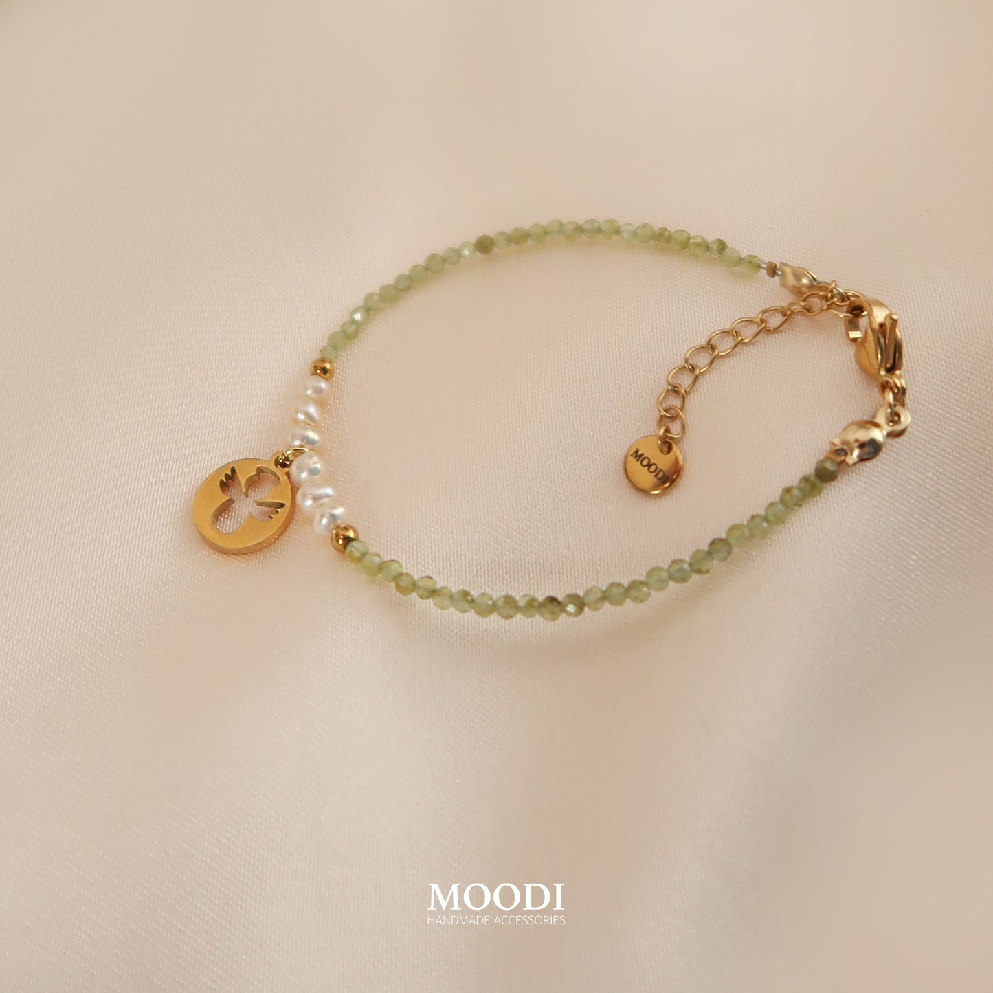 Гривна с камъни Пренит Angel