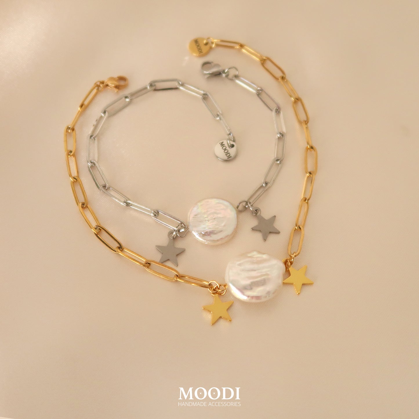 Heavenly kiss bracelet