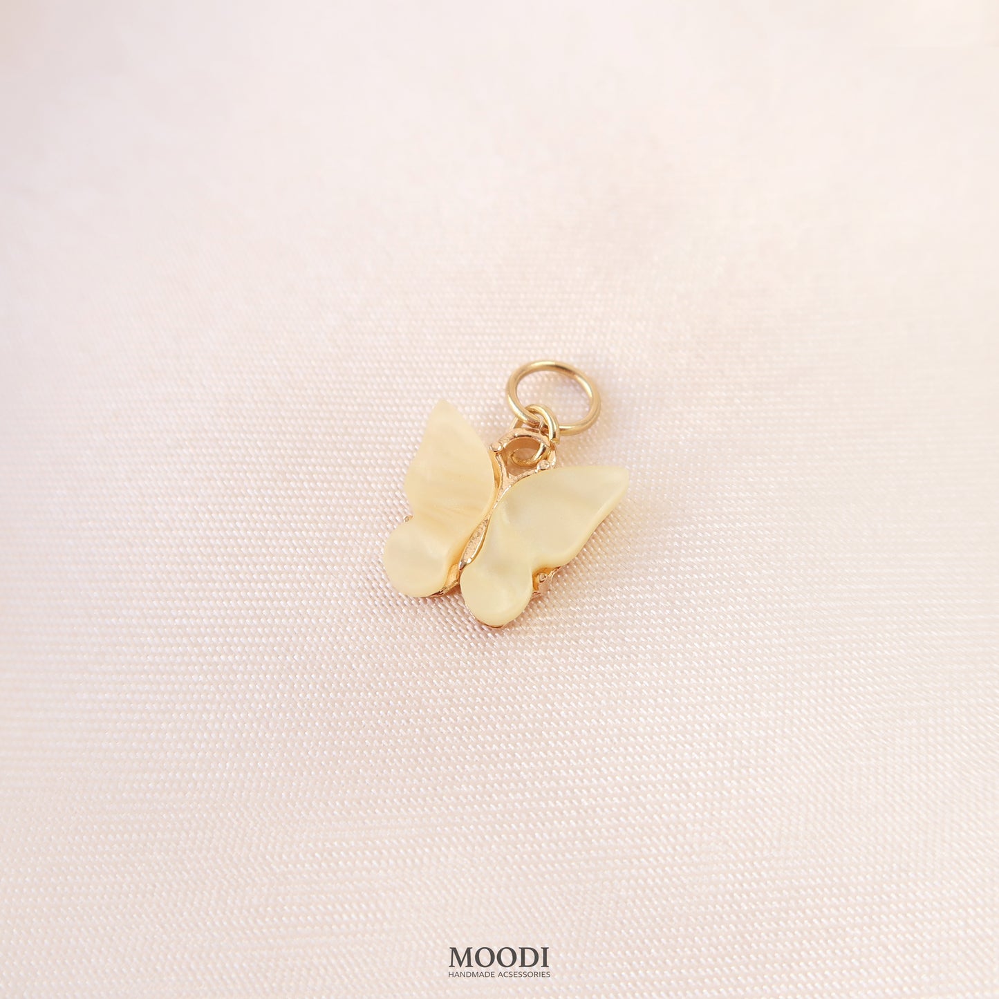 "Brina" butterfly necklace