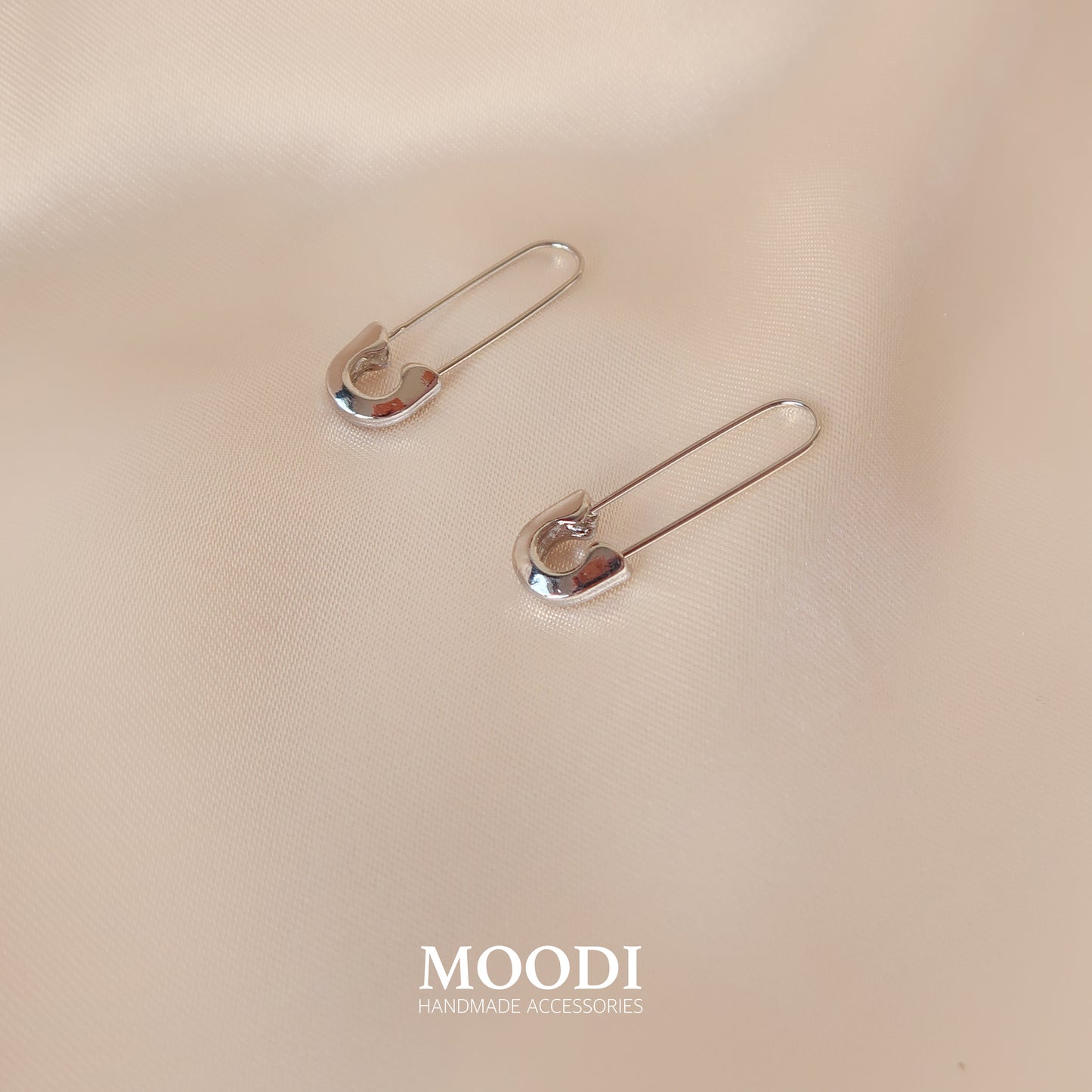 Обеци "Urban Pin"