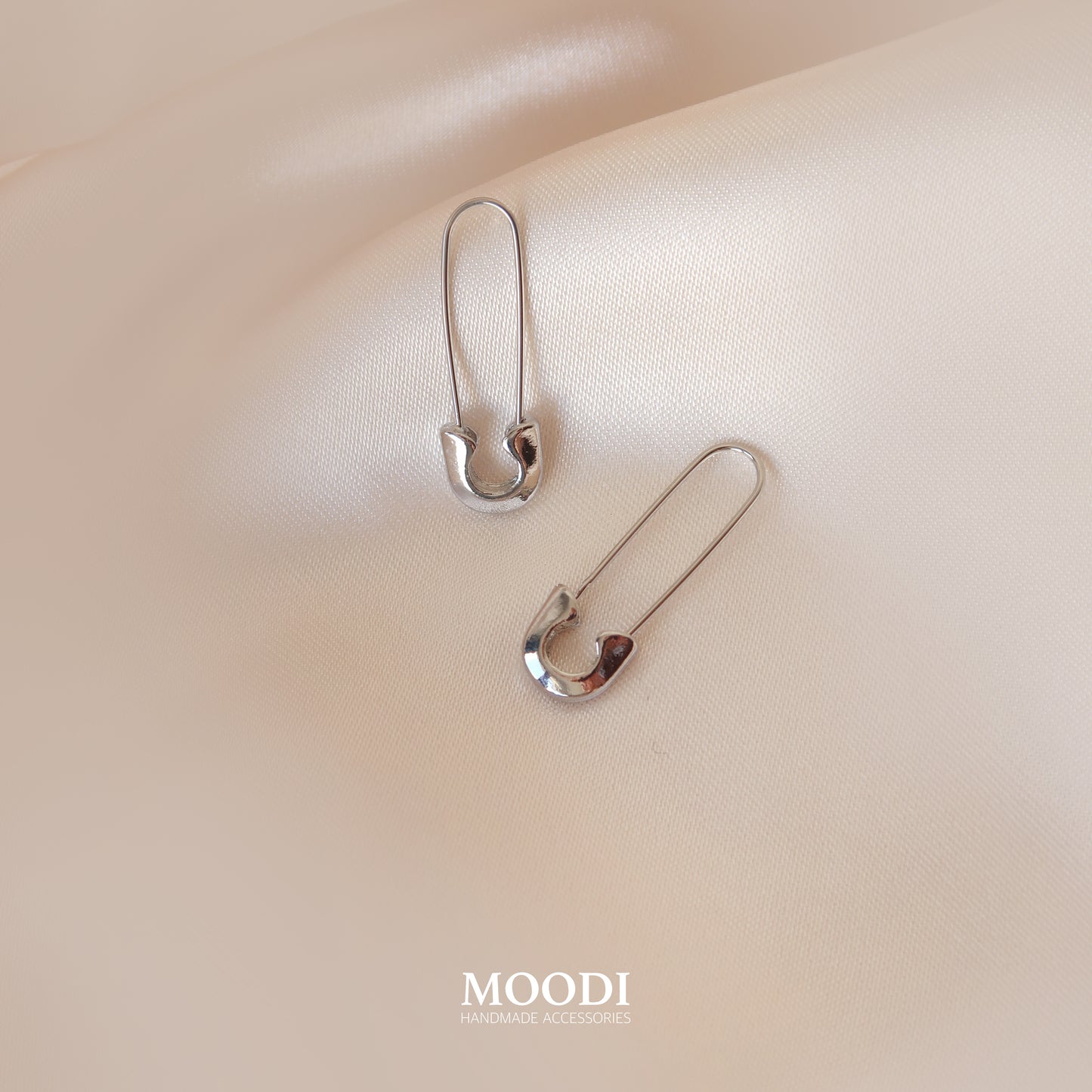 Обеци "Urban Pin"