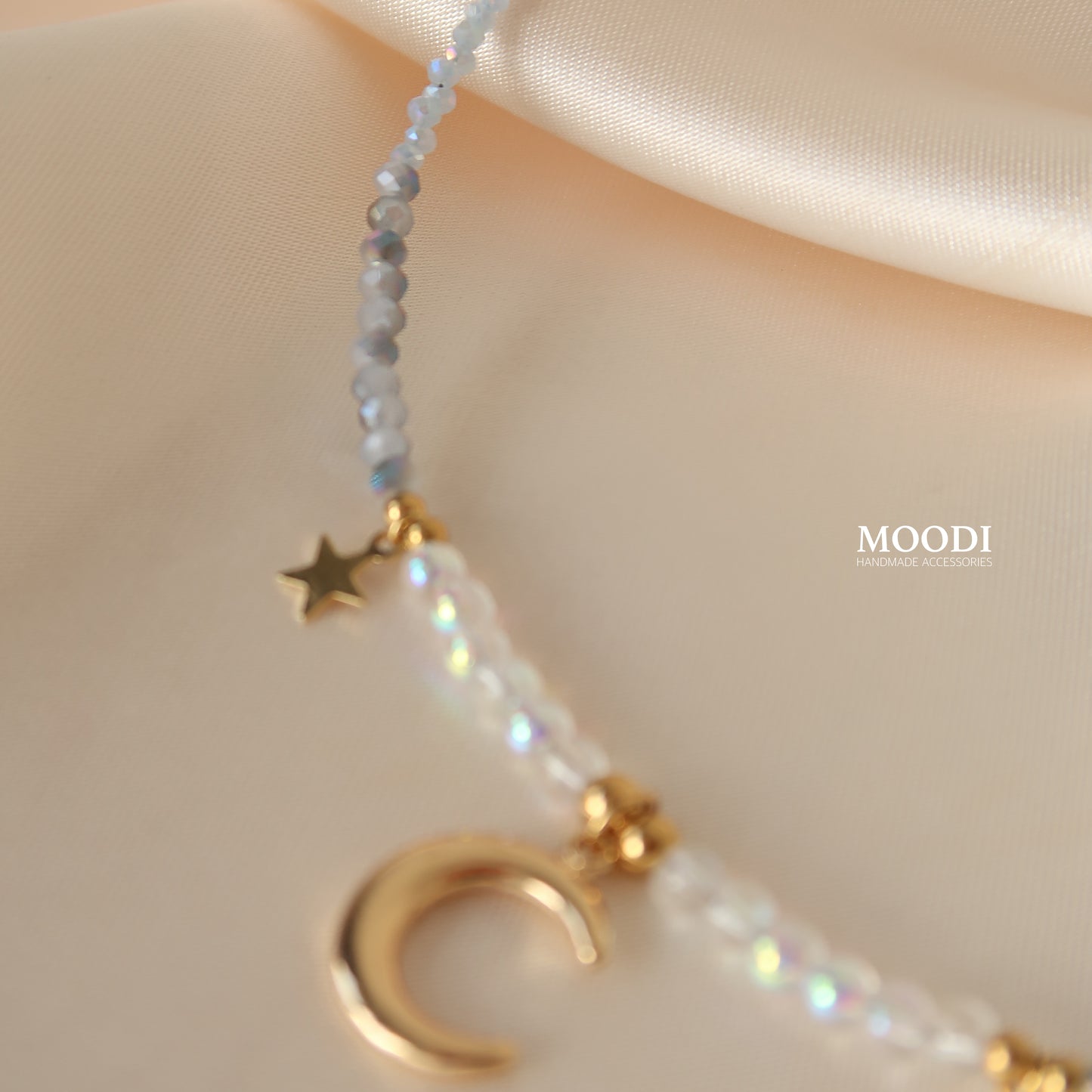 Колие "Sparkly moon"