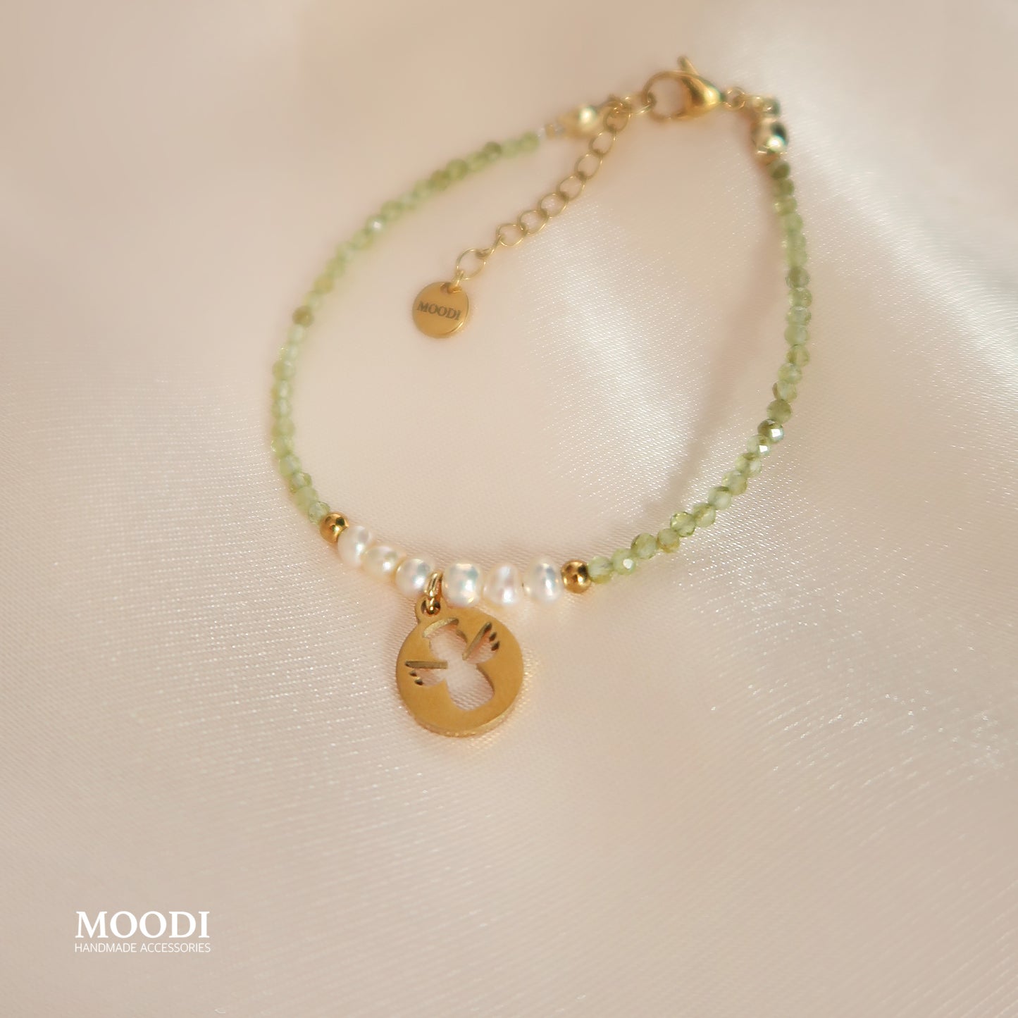 Гривна с камъни Пренит Angel