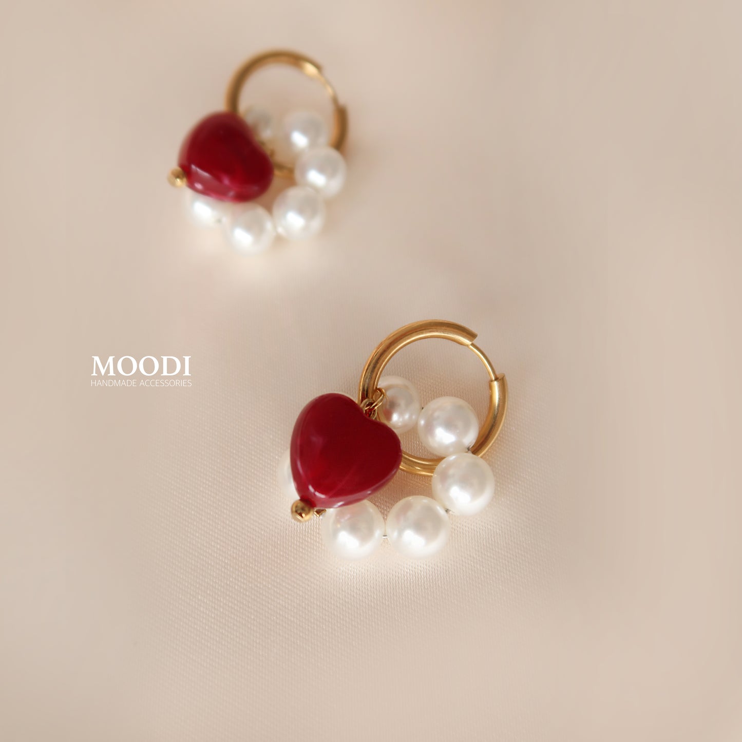 Red luxury heart earrings
