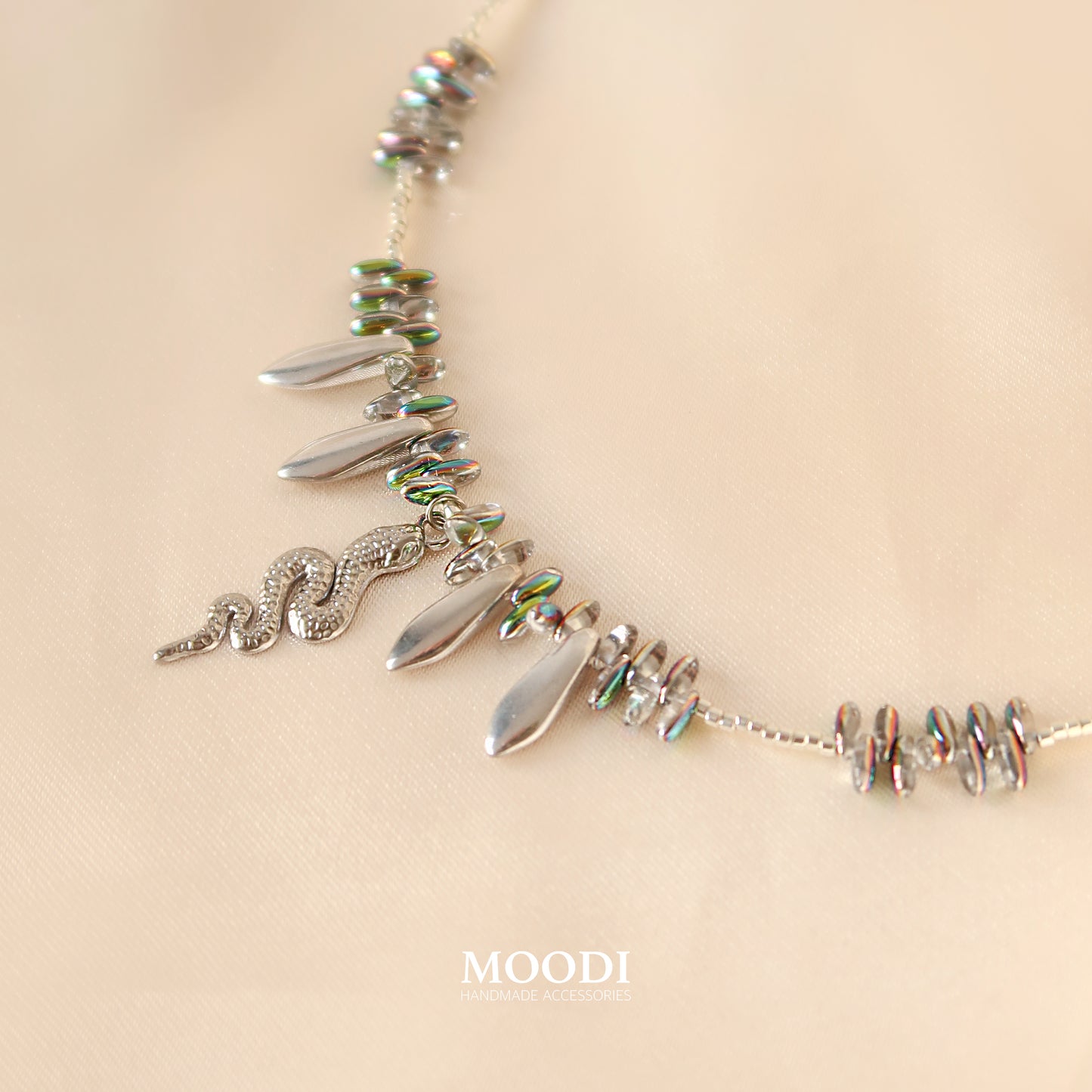 Колие special "Tokyo"