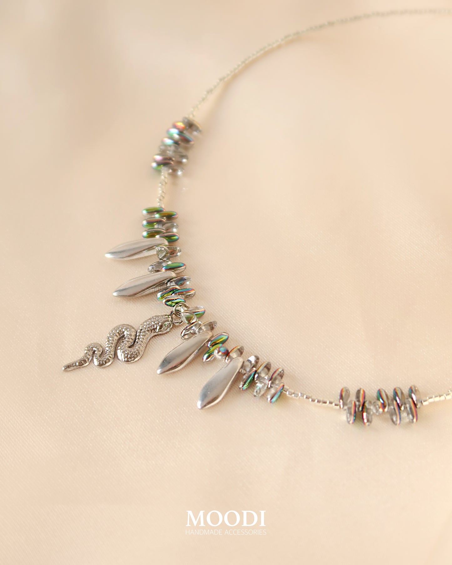 Колие special "Tokyo"