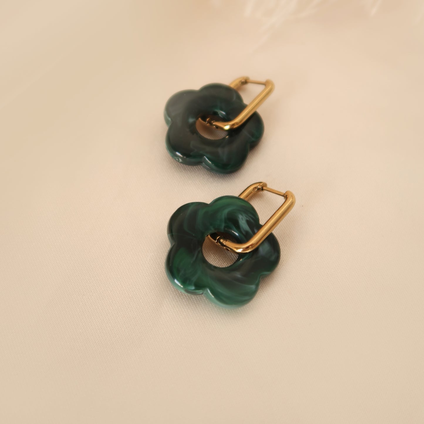 Обеци Flowers