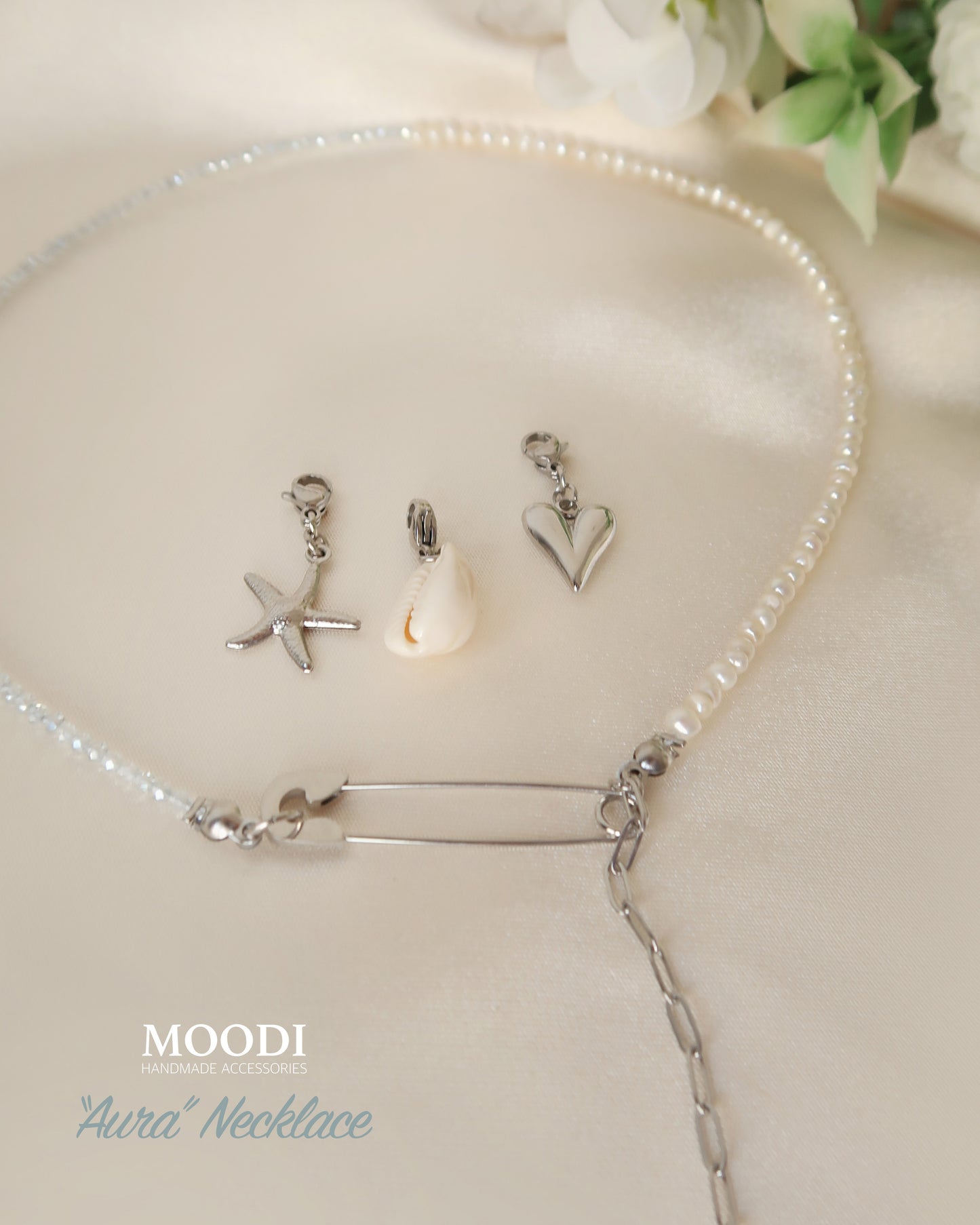 Колие "Aura" перли и закопчалка секретна игла
