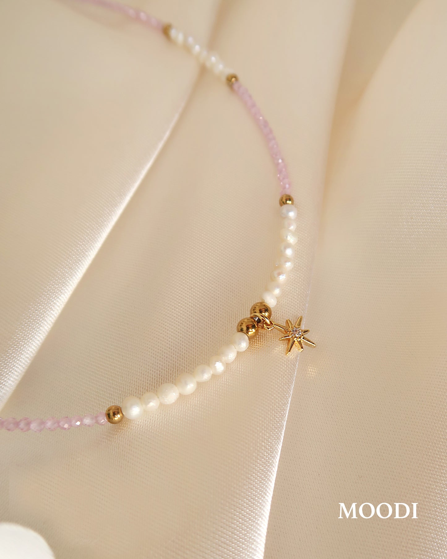 Колие "Soft star" перли и камъни swarovski