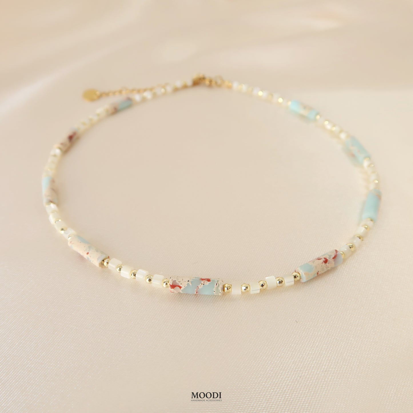 "Mia" necklace