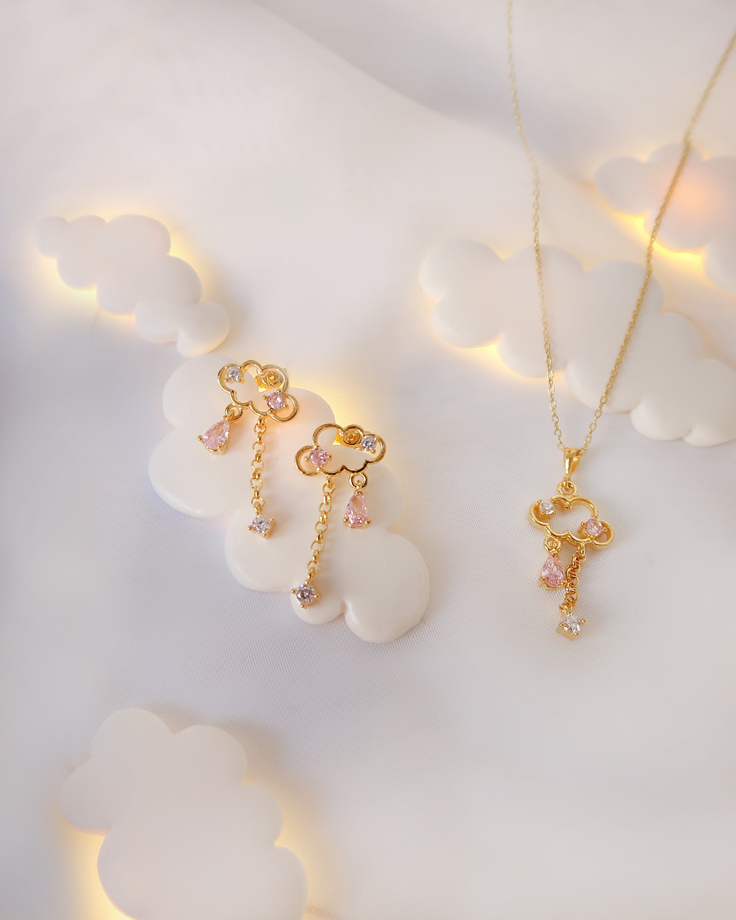 Колие Clouds Gold Quartz